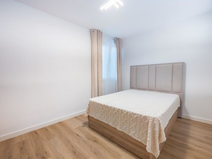 Image No.21-3 Bed Apartment for sale