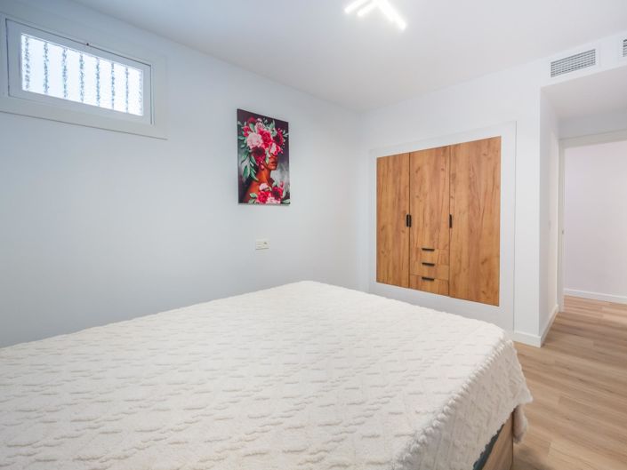 Image No.22-3 Bed Apartment for sale