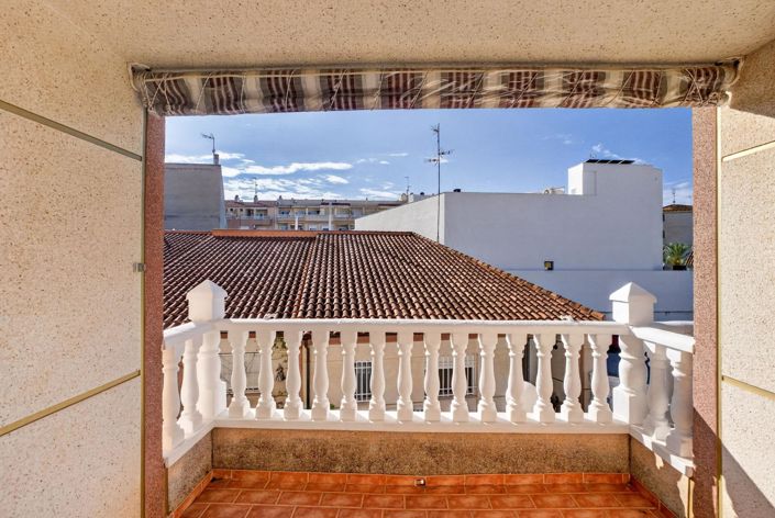 Image No.18-2 Bed Apartment for sale