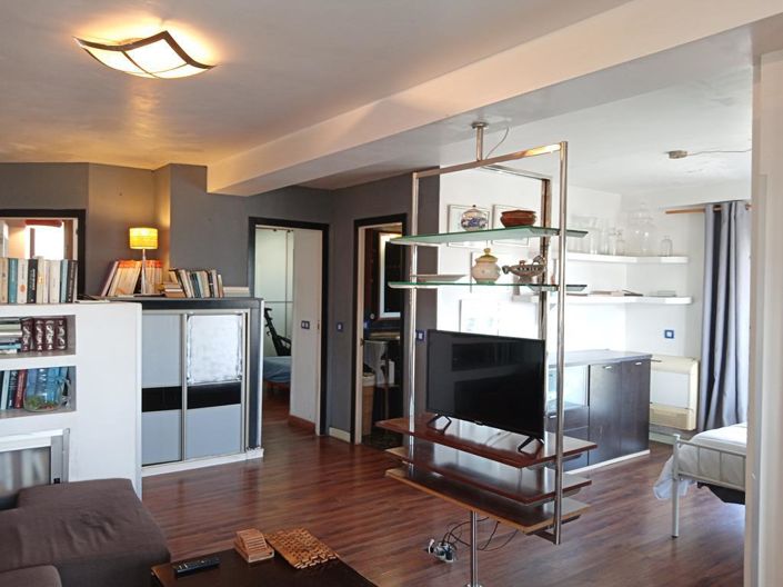 Image No.17-2 Bed Apartment for sale