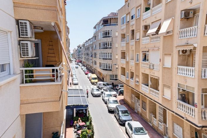 Image No.3-Maison de 3 chambres à vendre à Torrevieja