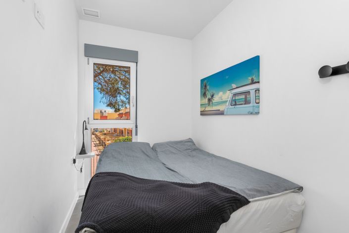 Image No.16-3 Bed House for sale