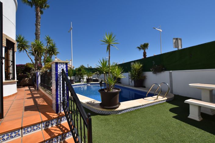 Image No.37-3 Bed Villa for sale