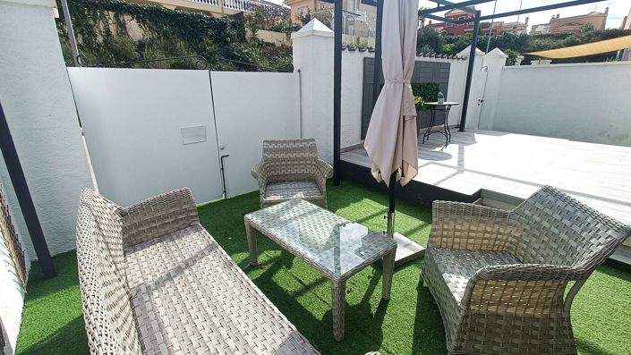 Image No.25-2 Bed Villa for sale