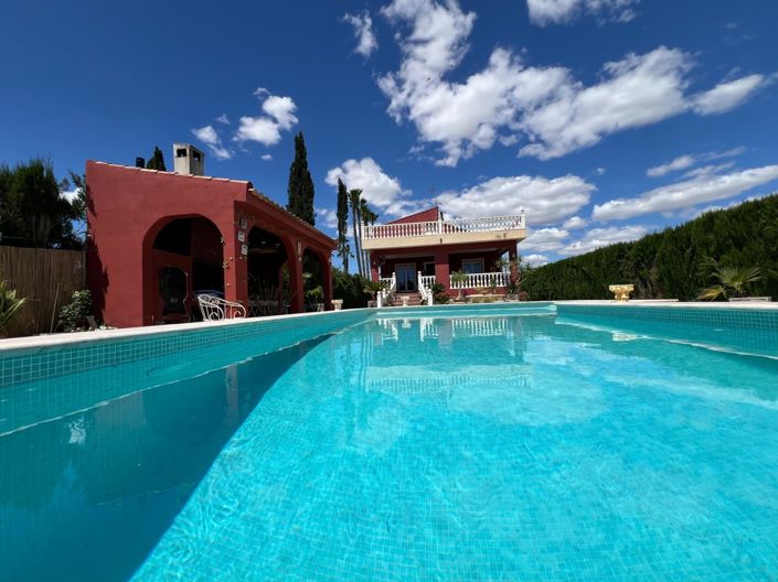 Image No.27-4 Bed House for sale