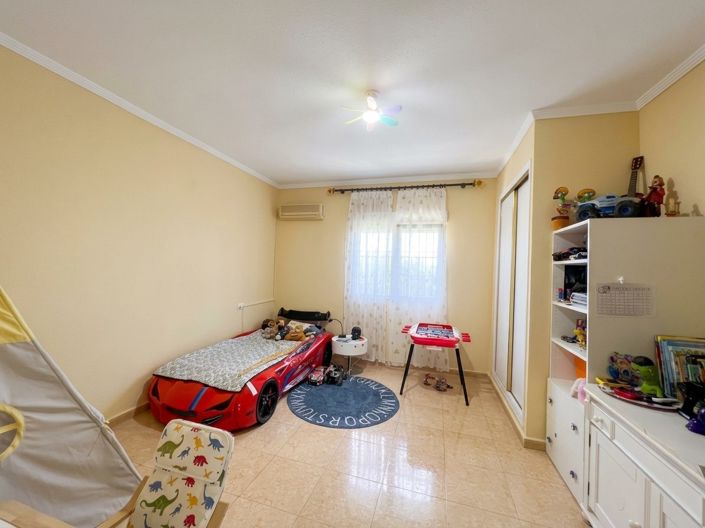 Image No.8-4 Bed Finca for sale