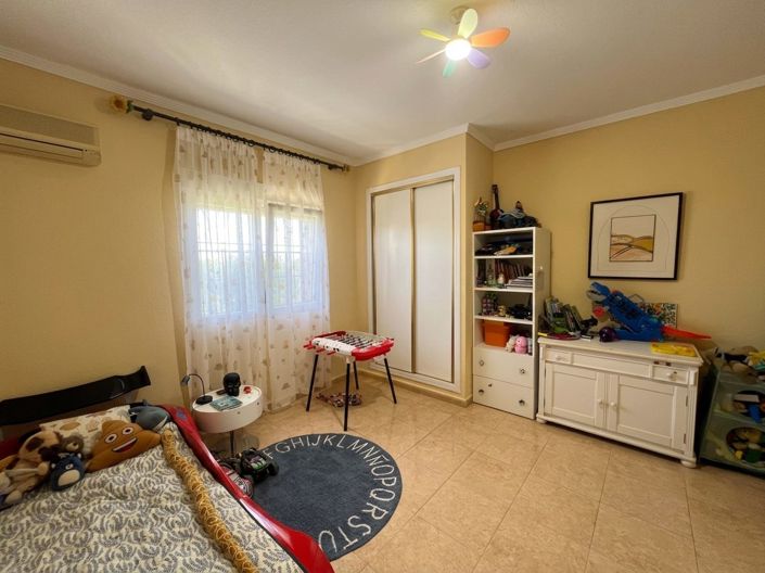 Image No.9-4 Bed Finca for sale