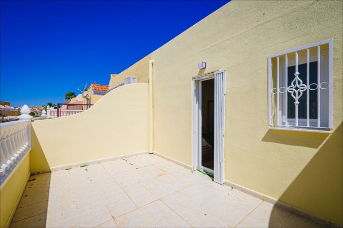 Image No.48-3 Bed Townhouse for sale