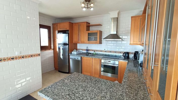Image No.10-3 Bed Villa for sale