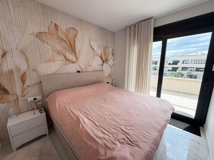 Image No.13-3 Bed Apartment for sale