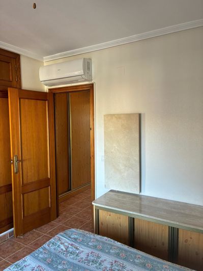 Image No.17-2 Bed Townhouse for sale