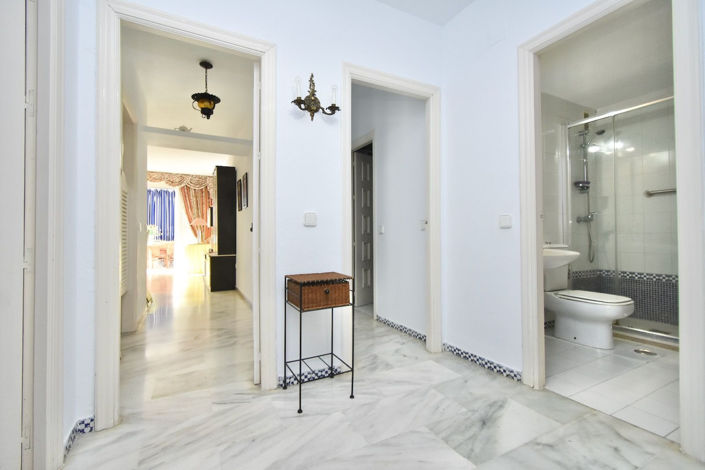 Image No.13-3 Bed Villa for sale