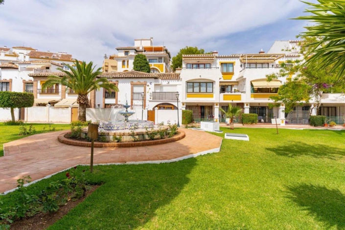 Image No.3-4 Bed House for sale