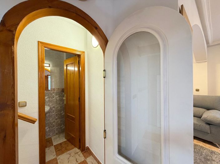 Image No.32-2 Bed Townhouse for sale