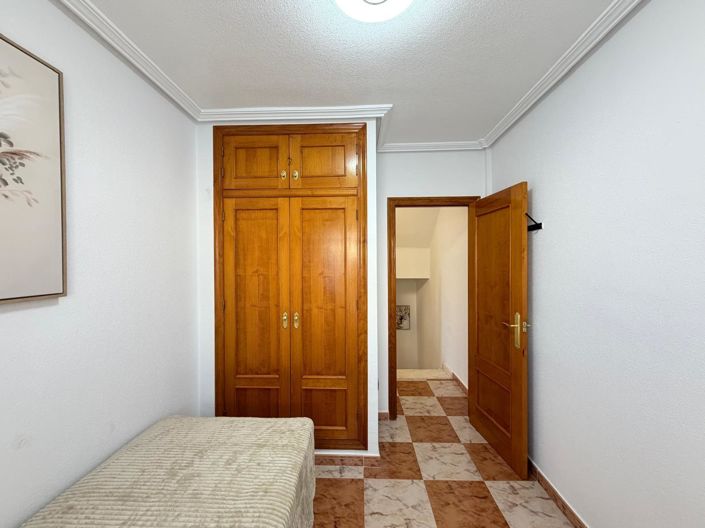 Image No.43-2 Bed Townhouse for sale