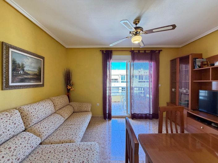 Image No.3-Appartement de 2 chambres à vendre à Torrevieja