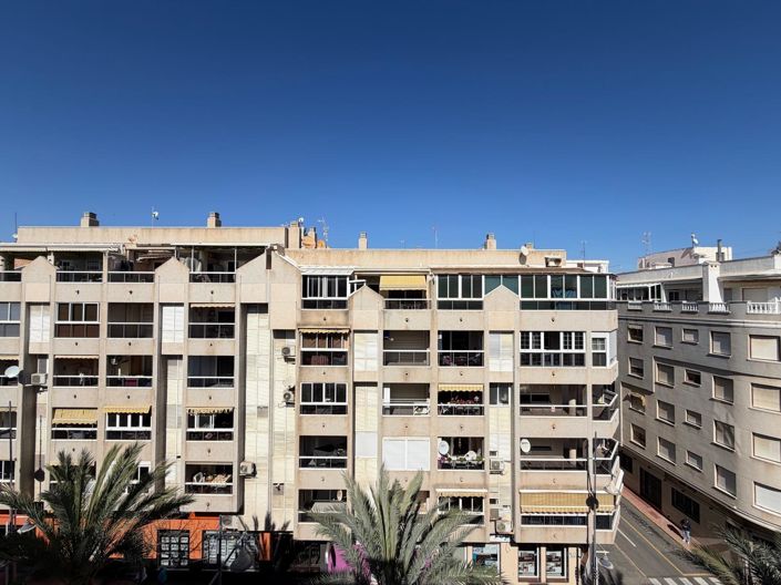 Image No.47-Appartement de 2 chambres à vendre à Torrevieja