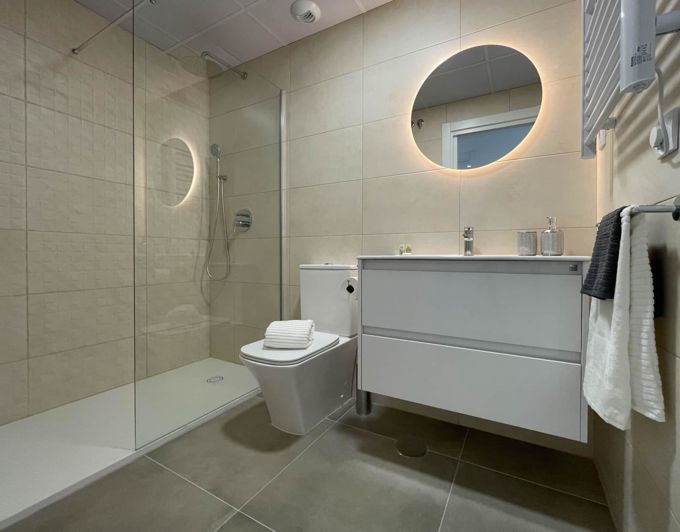 Image No.15-2 Bed Apartment for sale