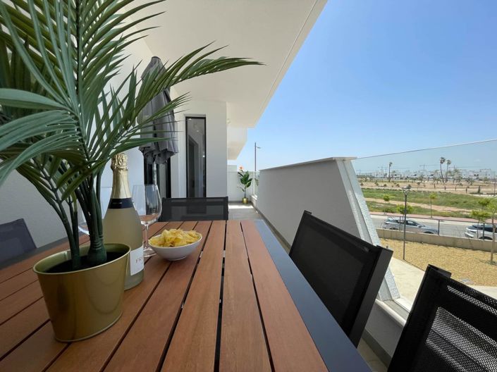 Image No.18-2 Bed Apartment for sale