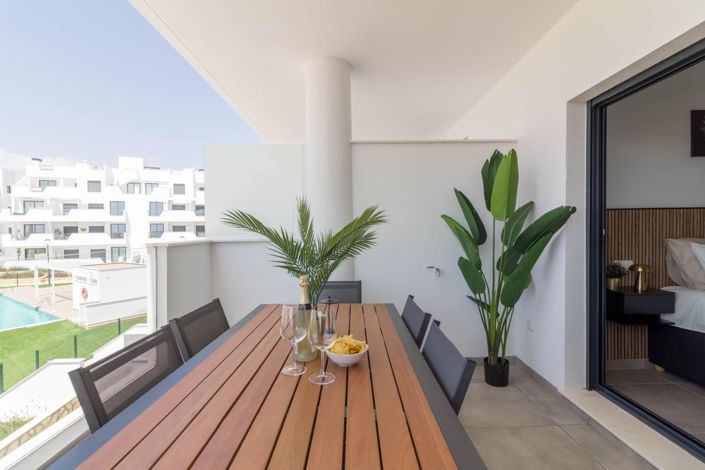 Image No.19-2 Bed Apartment for sale