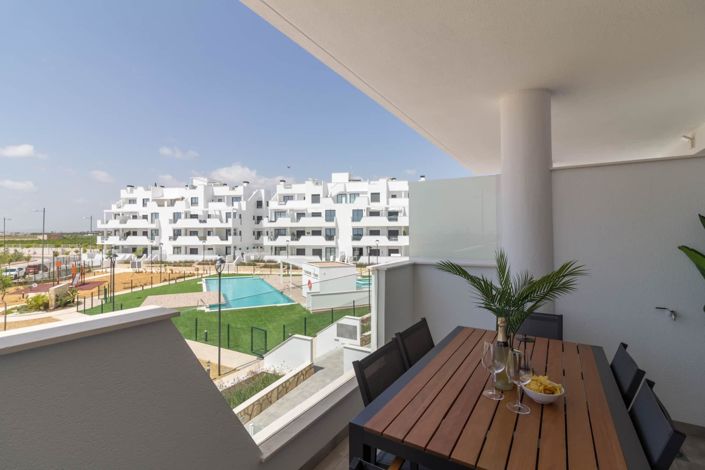 Image No.22-2 Bed Apartment for sale