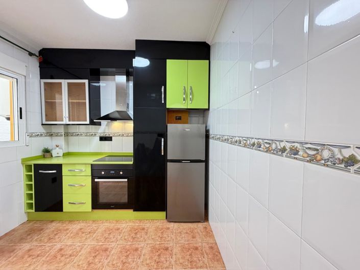 Image No.24-3 Bed Townhouse for sale