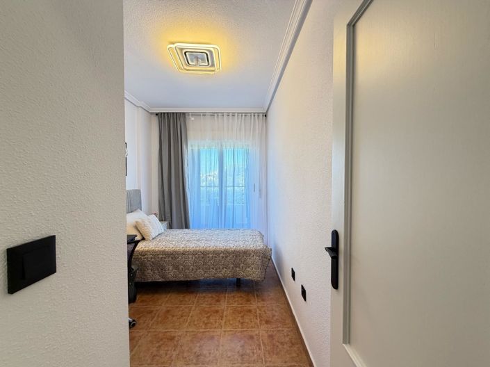 Image No.37-3 Bed Townhouse for sale