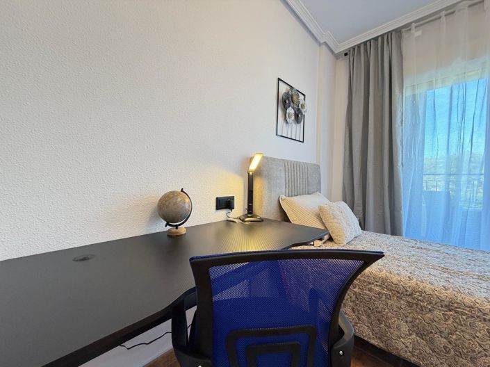 Image No.40-3 Bed Townhouse for sale