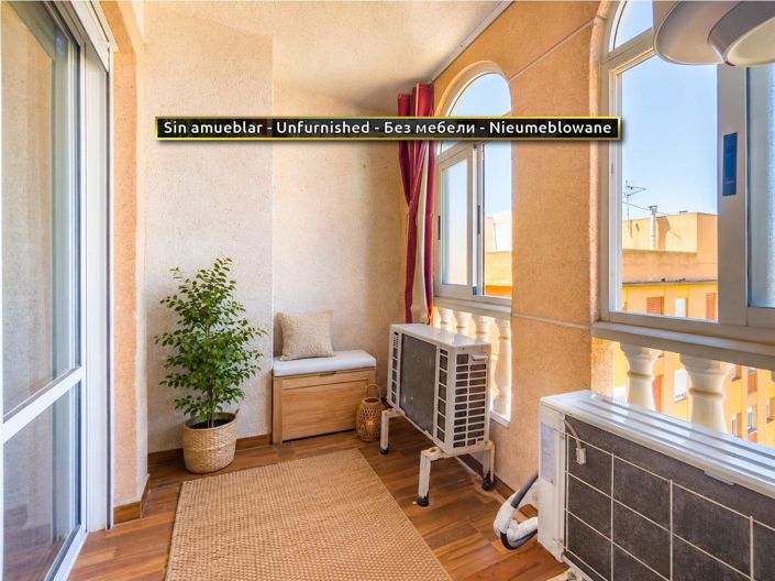 Image No.4-Appartement de 2 chambres à vendre à Torrevieja