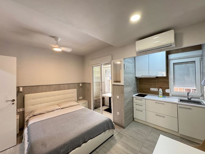 Image No.21-2 Bed House for sale