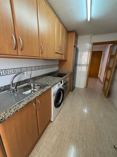 Image No.2-Appartement de 2 chambres à vendre à Torrevieja