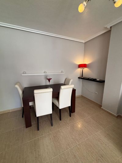 Image No.4-Appartement de 2 chambres à vendre à Torrevieja