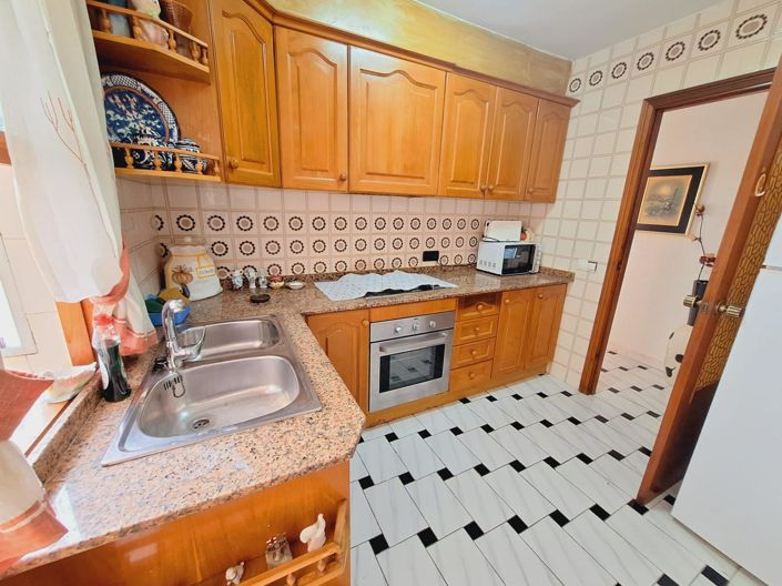 Image No.30-3 Bed House for sale