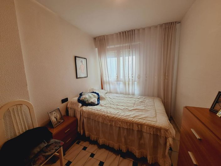Image No.7-3 Bed House for sale