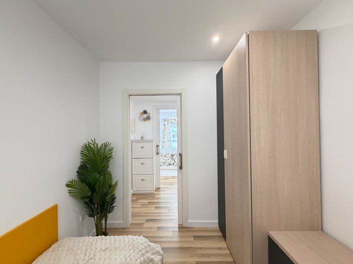 Image No.19-3 Bed Apartment for sale