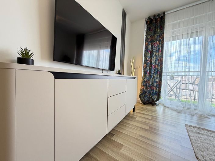Image No.25-3 Bed Apartment for sale