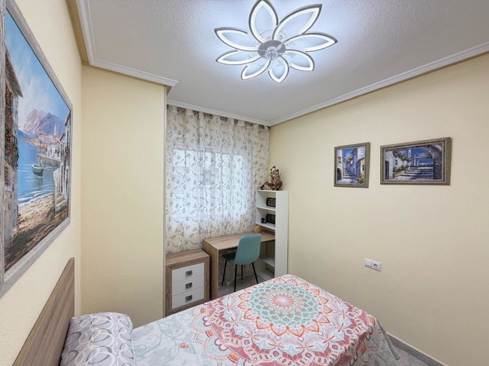 Image No.22-3 Bed House for sale