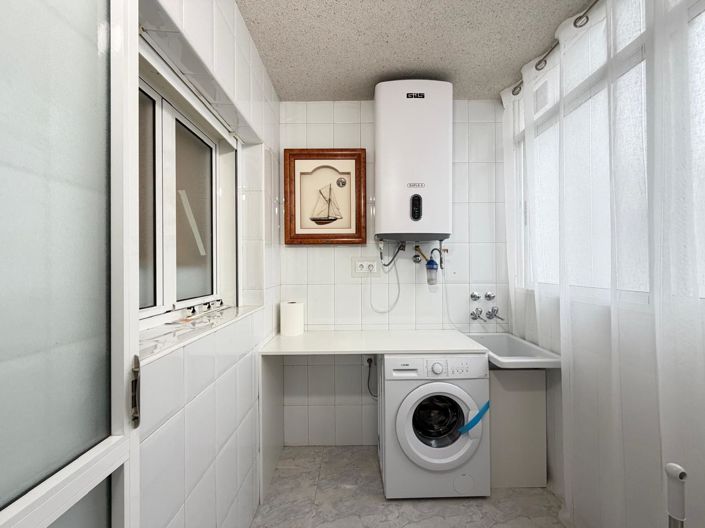 Image No.40-3 Bed House for sale