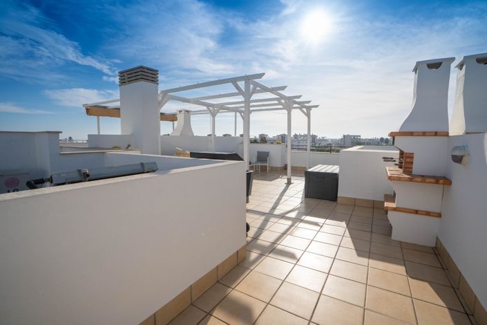 Image No.2-2 Bed House for sale