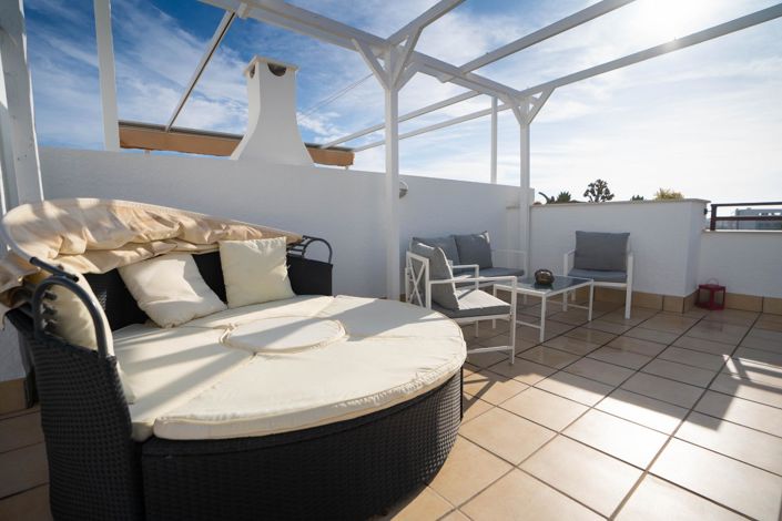 Image No.27-2 Bed House for sale