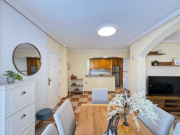 Image No.16-2 Bed Townhouse for sale