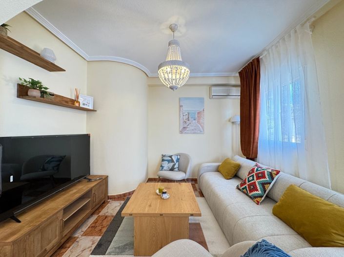 Image No.18-2 Bed Townhouse for sale