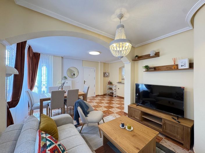 Image No.21-2 Bed Townhouse for sale