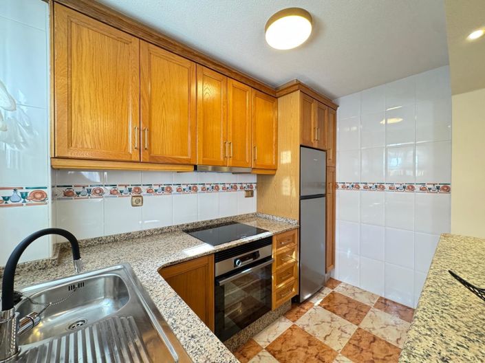 Image No.30-2 Bed Townhouse for sale