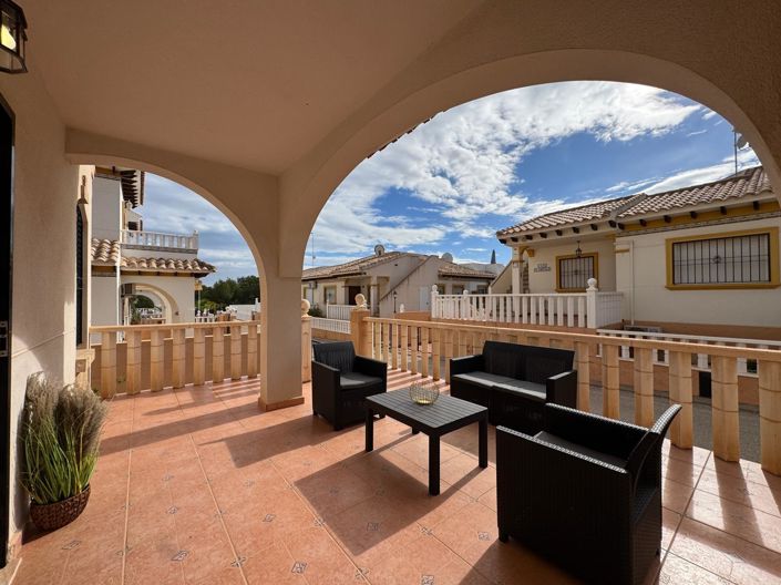 Image No.4-2 Bed Townhouse for sale