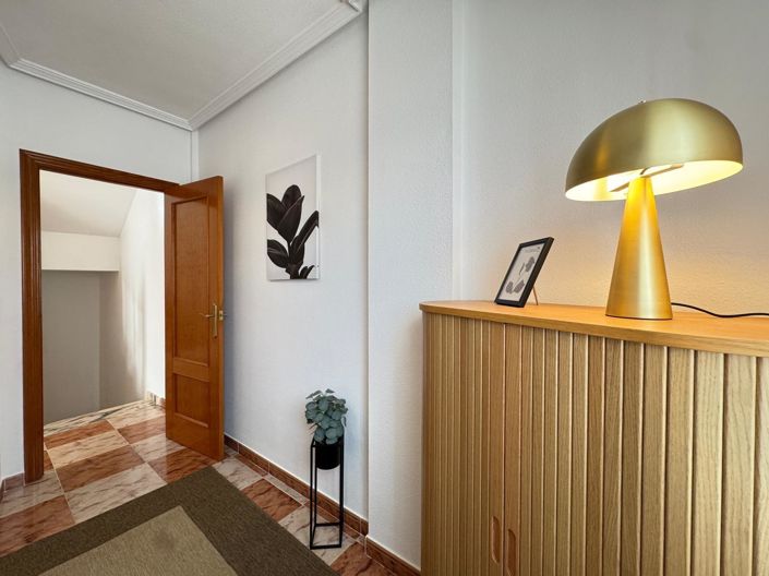 Image No.41-2 Bed Townhouse for sale