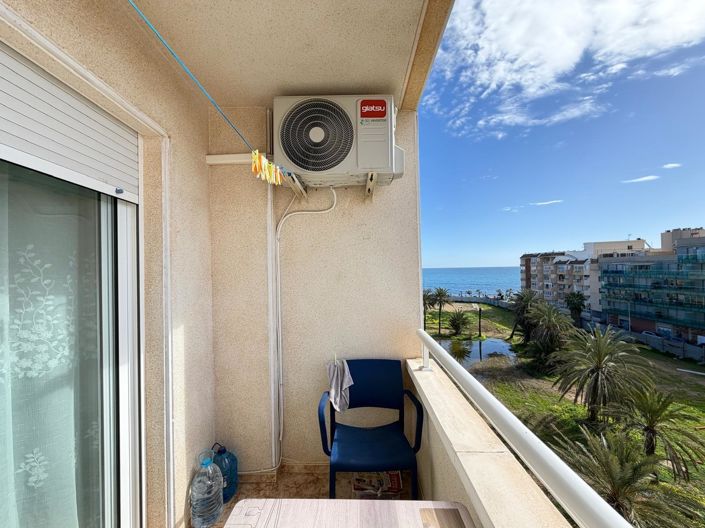 Image No.10-2 Bed House for sale