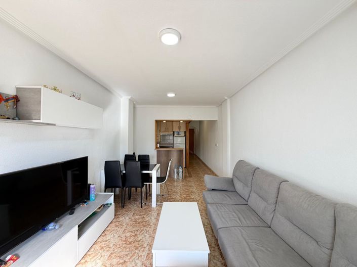 Image No.25-2 Bed House for sale
