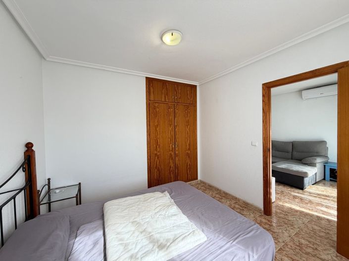 Image No.37-2 Bed House for sale