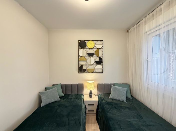 Image No.50-2 Bed Apartment for sale